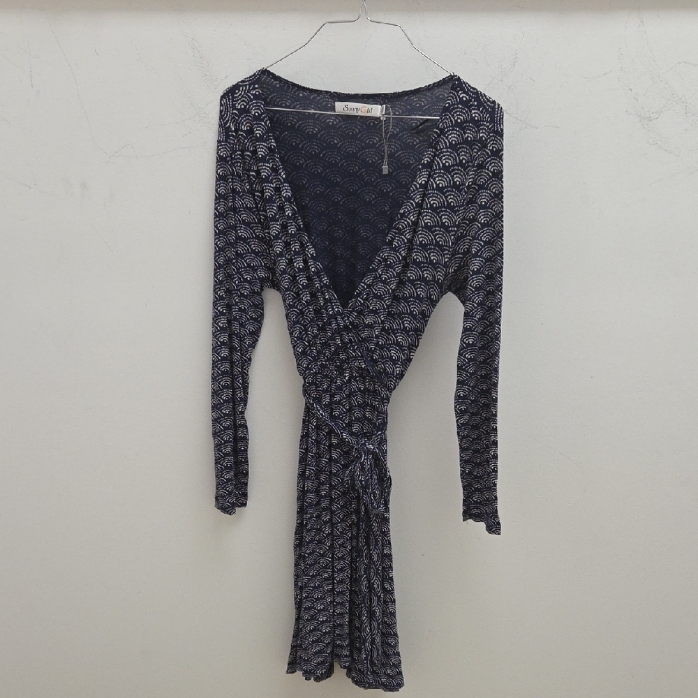 $5/$25- Sunny Girl Navy Long Sleeve Dress